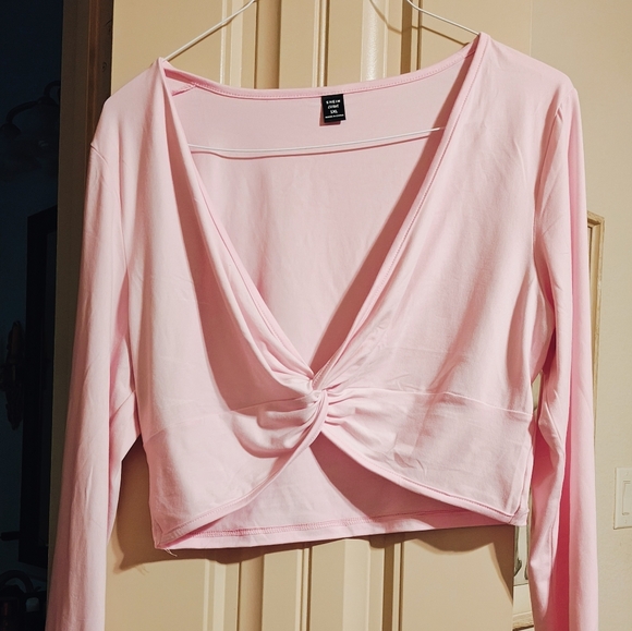 SHEIN Light Pink Twist Front Crop Top - Picture 2 of 5